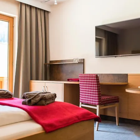 Hotel Eden