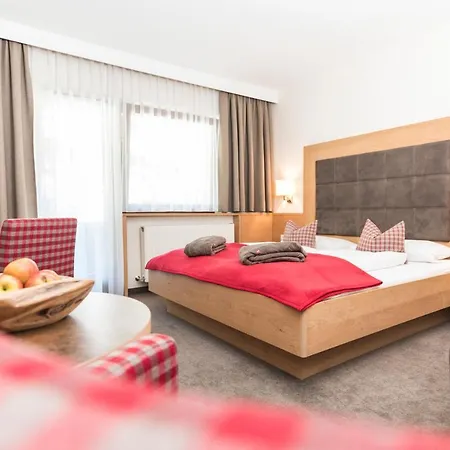 艾登酒店 4* 图克斯